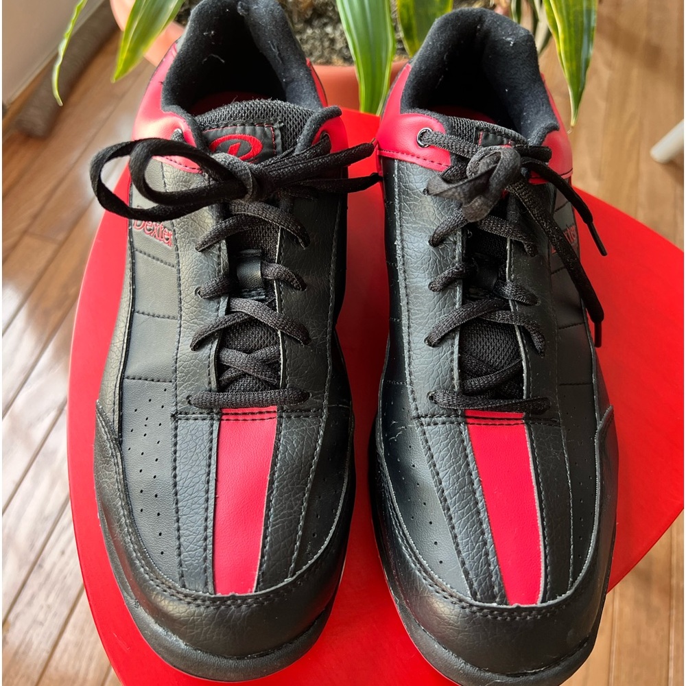 Men’s Bowling Shoes - Dexter Size 10.5M
